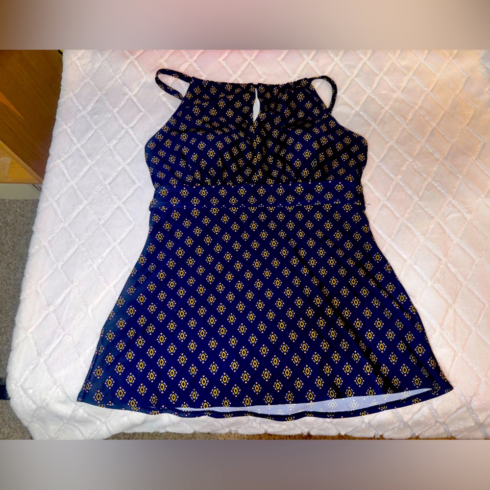 💙⛱️👙☀️NWOT SWIM TOP ONLY